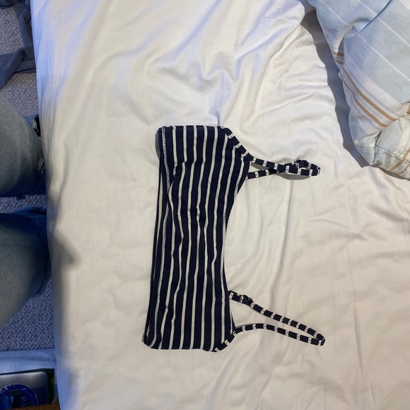 bikini top! - Picture 2 of 2